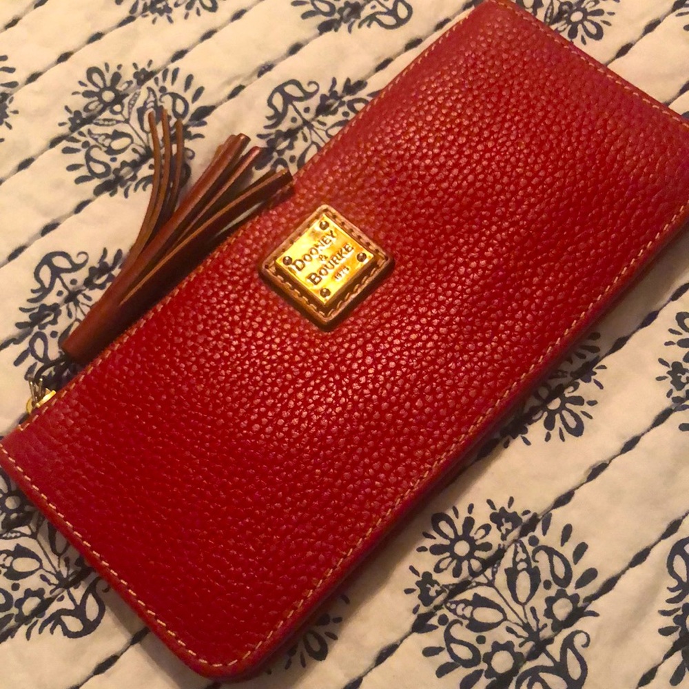 Dooney and Bourke Foldover Pebble Grain wallet. NWOT